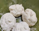 A picture of step 4 of Veg Cheese Paneer Pan Pizza.