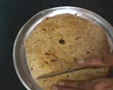 A picture of step 2 of Chilli chapati.