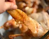 Hình bước làm 2 của món Phở Sắn Trộn Da Gà Nướng