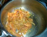 A picture of step 3 of Bhindi 2 pyaza.