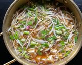 Gambar langkah 5 resipi Kongnamul Guk (Soybean Sprout Soup).