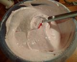 Áfonyás, eperhabos sütemény recept fázis 10 fotója