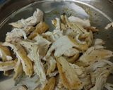 A picture of step 1 of Chicken Bharta.