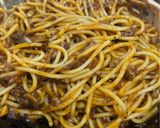 Foto langkah ke 6 dari resep Spaghetti with Mushroom Sauce.