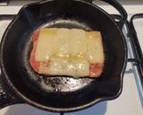Une image de l'étape 3 de Sandwich Jambon Grillé - Œufs.