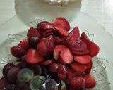 Foto langkah ke 1 dari resep Fruit Pastry Cake.