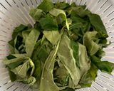 Foto langkah ke 1 dari resep Tumis Daun Singkong.