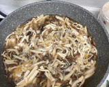 A picture of step 5 of Hot and Sour Soup (Simple Version).