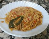 Foto del paso 7 de la receta: Tallarines salteados con salsa estofado