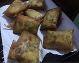Foto langkah ke 2 dari resep Martabak Telur Bakso Sosis.