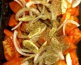 Foto del paso 1 de la receta: Tomate 🍅 Asado con Queso 🧀