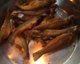 A picture of step 1 of Radish in Fish Curry (semi dry).