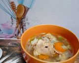 Foto langkah ke 5 dari resep Sop ayam sayur.