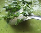 A picture of step 5 of Palak kadhi.
