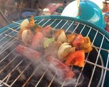 Foto del paso 2 de la receta: Pinchos morunos con verduras🍡🍗🍢🍅