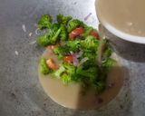 Foto langkah ke 6 dari resep Tim telur siram brokoli saus tiram.