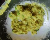 समोसे (Samose Recipe In Marathi) रेसिपी स्टेप 2 फोटो 
