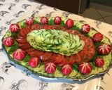 Une image de l'étape 12 de Salade de concombre aux tomates,céleri branche et radis ronds.