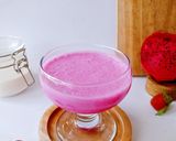 Foto langkah ke 3 dari resep Dragon Fruit Yoghurt Smoothies.