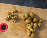 Foto del paso 1 de la receta: Sopa de Aceitunas “María Félix”