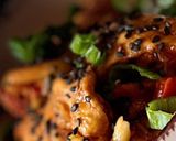 Makaron Udon z kurczakiem, marchewką i zieloną cebulką krok przepisu 8 zdjęcie