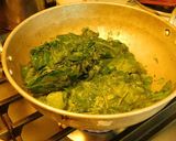 A picture of step 6 of Spinach potato koottu with rice.