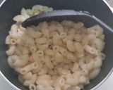 Foto langkah ke 1 dari resep Super Cheesy Macaroni Schotel.