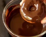 A picture of step 5 of Donuts.