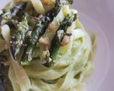 Foto del passaggio 4 della ricetta Tagliatelle con crema di asparagi 🥬🥬😋
