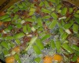 Foto langkah ke 3 dari resep 🥕🥦 Sop cemplung.