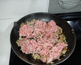 Foto del paso 2 de la receta: Berenjenas rellenas de carne con bechamel