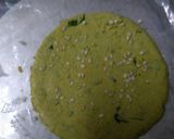 A picture of step 3 of Methi bhaji na dhebra.