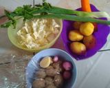 Foto langkah ke 1 dari resep 9. Sup Bening Pentol Ayam.