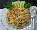 Foto langkah ke 4 dari resep Nasi Goreng Ala Hongkong.