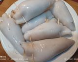 Foto del paso 7 de la receta: Calamares rellenos con salsa de langostinos