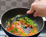 A picture of step 5 of Veg fried rice.