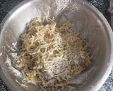 Foto del paso 2 de la receta: Patacón de patata y calabacín frito