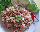 รูปขั้นตอนการทำที่ 2 ของ "ยำแหนมสด" 🐖🌶😋Spicy Sour Pork Salad