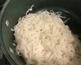 Foto del paso 3 de la receta: Noodles al ajillo y camarones