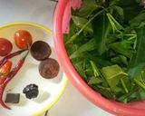 Foto langkah ke 1 dari resep Rujak kangkung.