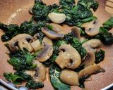 Foto del paso 3 de la receta: Espinacas con garbanzos sabores de mi cocina