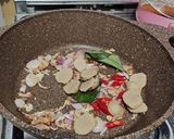 Foto langkah ke 2 dari resep Tumis Kecambah Bakso.