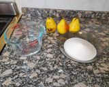 Foto del paso 1 de la receta: Tarta de peras y almendras