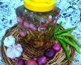 عکس مرحله 1 از دستور ترشی لوبیا سبز و پیاز solmaz