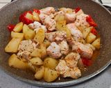 A picture of step 2 of Chicken Breast with Potatoes.
