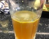 Tavaszi borsó leves recept fázis 3 fotója