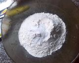 Foto del paso 3 de la receta: Budín con nueces y pasas de uva