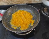 A picture of step 4 of Sindhi Style Pumpkin Halwa.