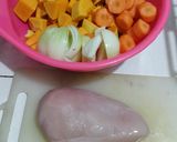 Foto langkah ke 1 dari resep Butternut Squash Cream Chicken Soup.