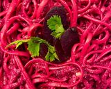 Φωτογραφία βήματος 4 της συνταγής Linguine integrale rosa pesto (ζυμαρικά ολικής άλεσης με πέστο παντζαριού) 🩷🩷🩷